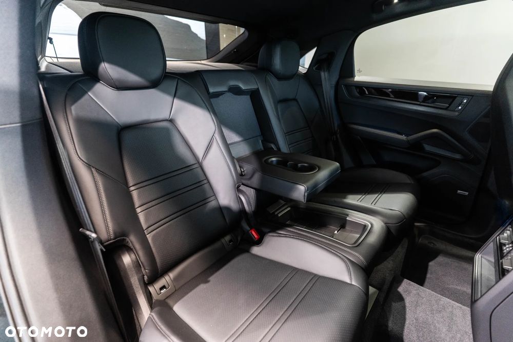 Porsche Cayenne Black Edition - 15