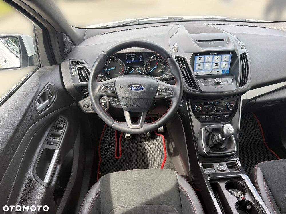 Ford Kuga - 15
