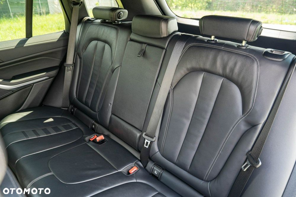 BMW X5 xDrive25d - 24