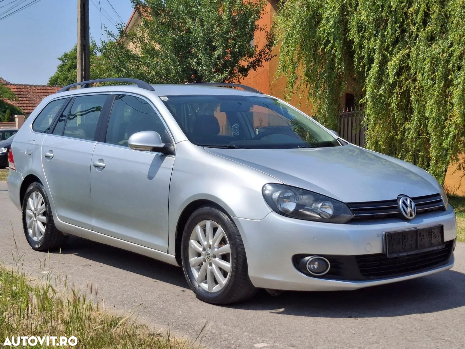 Volkswagen Golf 1.6 TDI DPF Style - 1