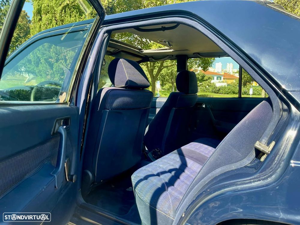Mercedes-Benz 190 D 2.0 - 16