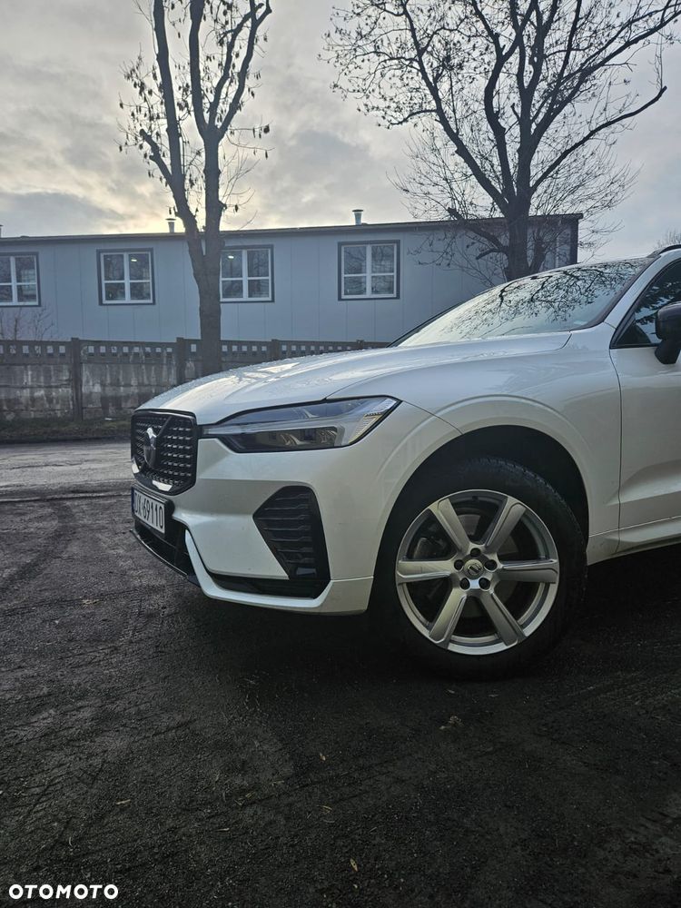 Volvo XC 60 B4 B Plus Dark - 3
