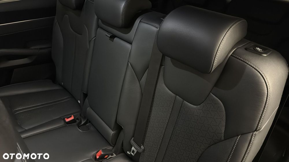 Kia Sorento 1.6 T-GDI HEV XL 7os - 14