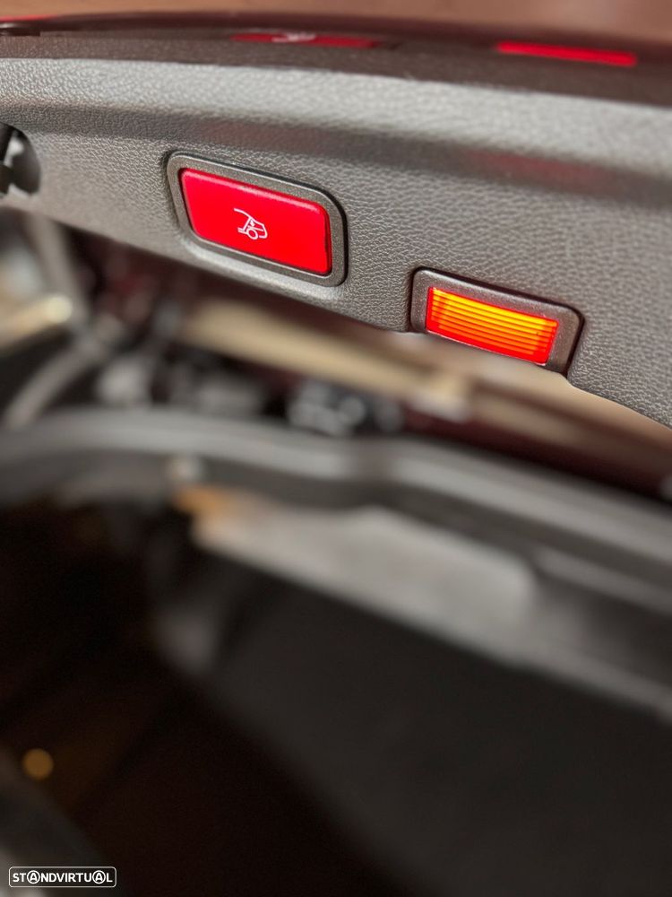 Mercedes-Benz E 53 AMG 4Matic+ - 50