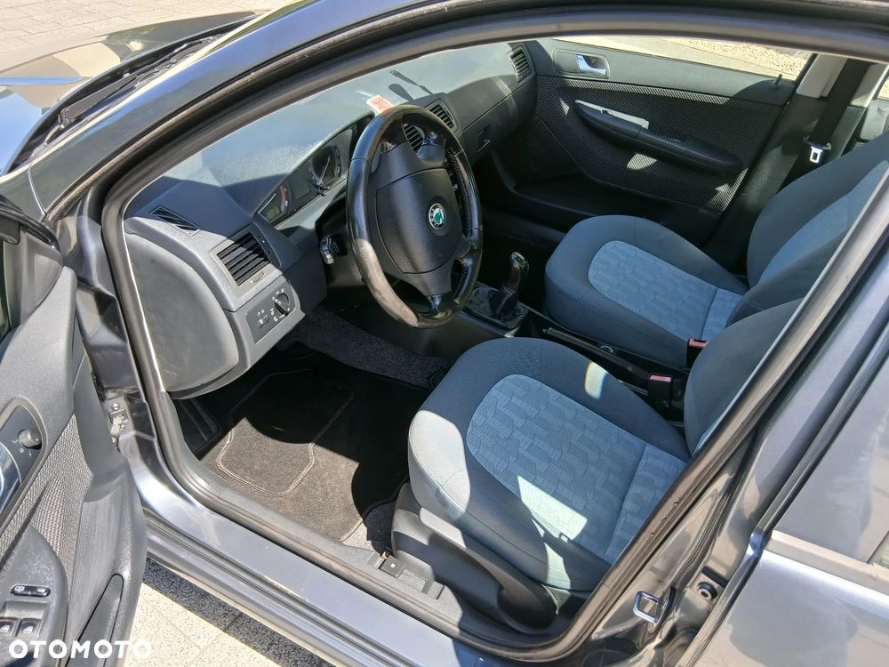 Skoda Fabia 1.4 16V Combi Elegance - 6