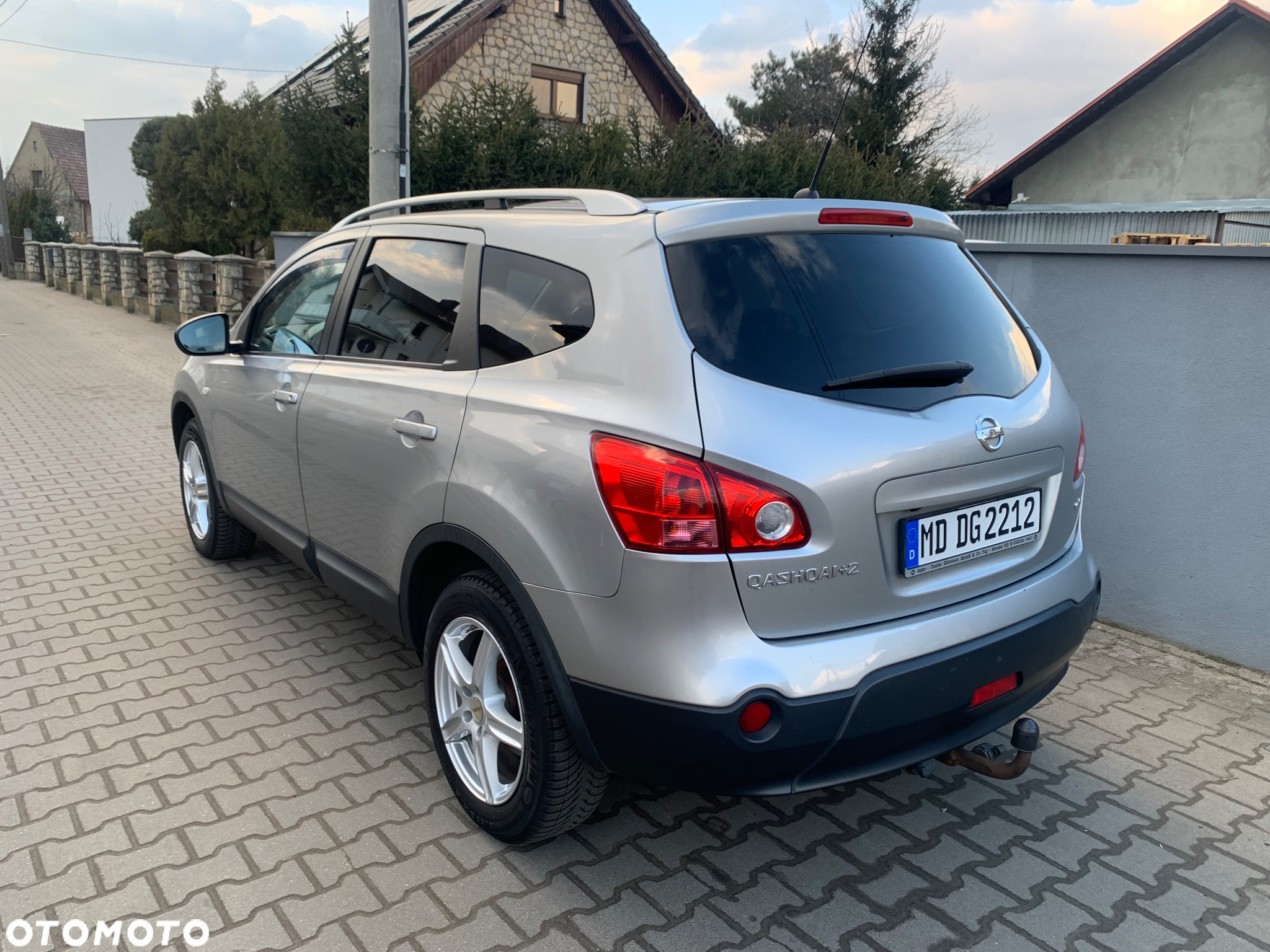 Nissan Qashqai+2 - 4