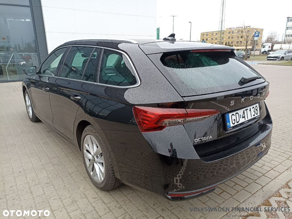 Skoda Octavia 1.5 TSI mHEV Selection DSG - 4