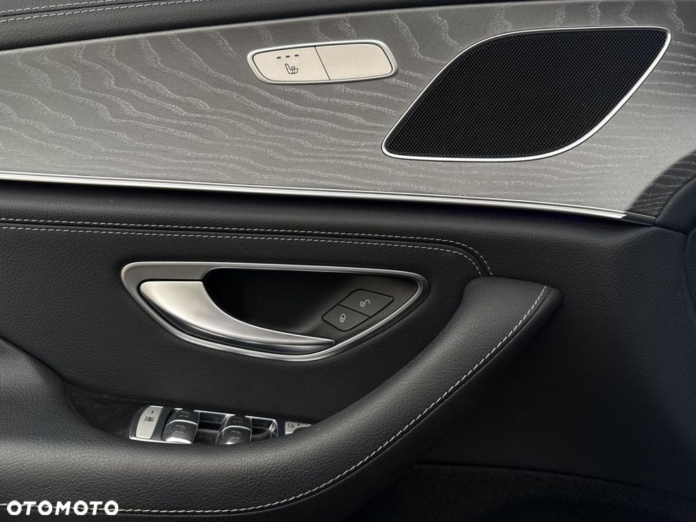 Mercedes-Benz CLS - 11