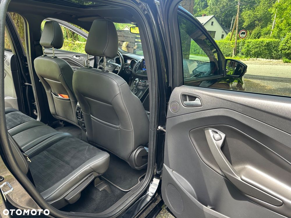 Ford Kuga 2.0 TDCi AWD ST-Line - 13