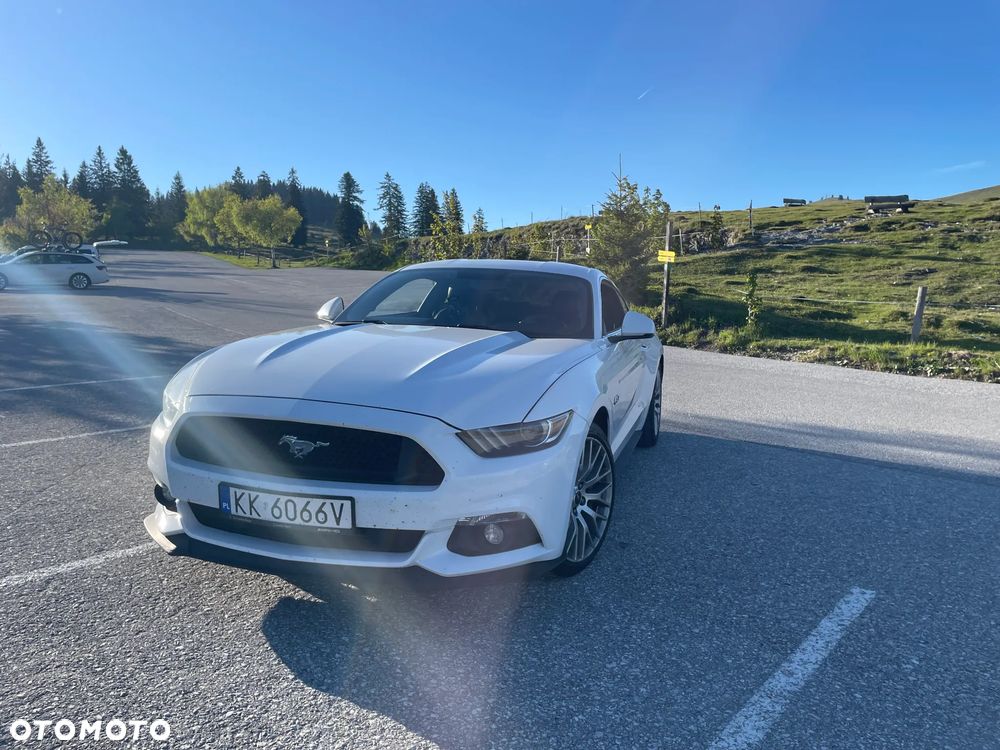 Ford Mustang 5.0 V8 GT - 6