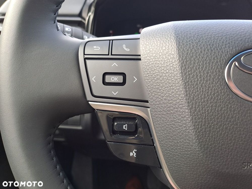 Toyota Camry - 20
