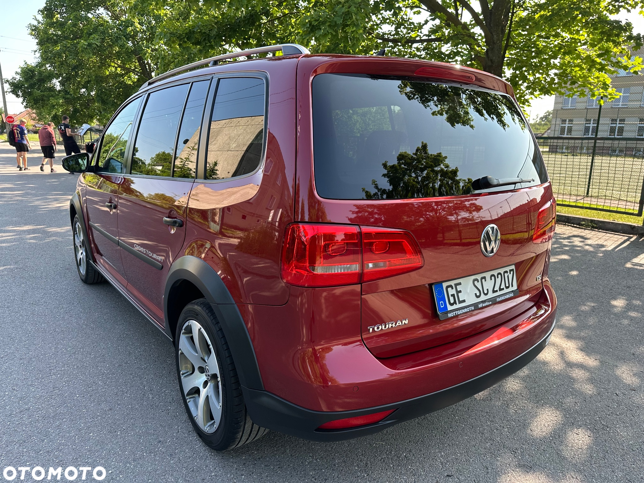 Volkswagen Touran 1.4 TSI Cross - 19