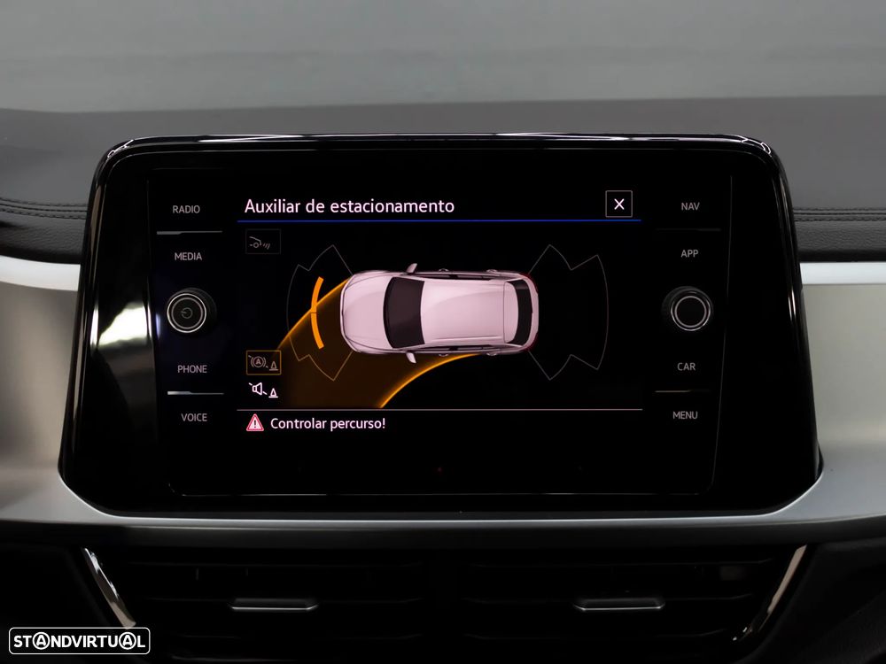 VW T-Roc 1.0 TSI Urban - 37