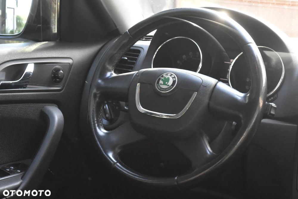 Skoda Yeti 2.0 TDI Ambition PLUS EDITION - 15