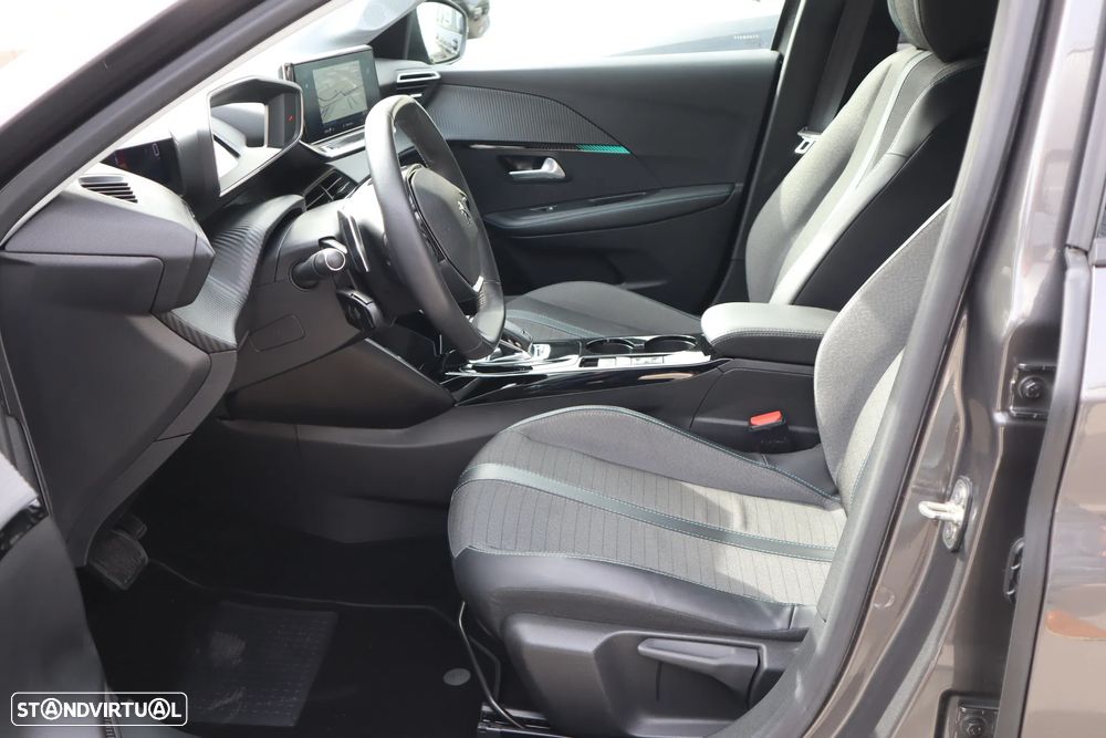 Peugeot 208 PureTech 100 EAT8 Allure Pack - 17