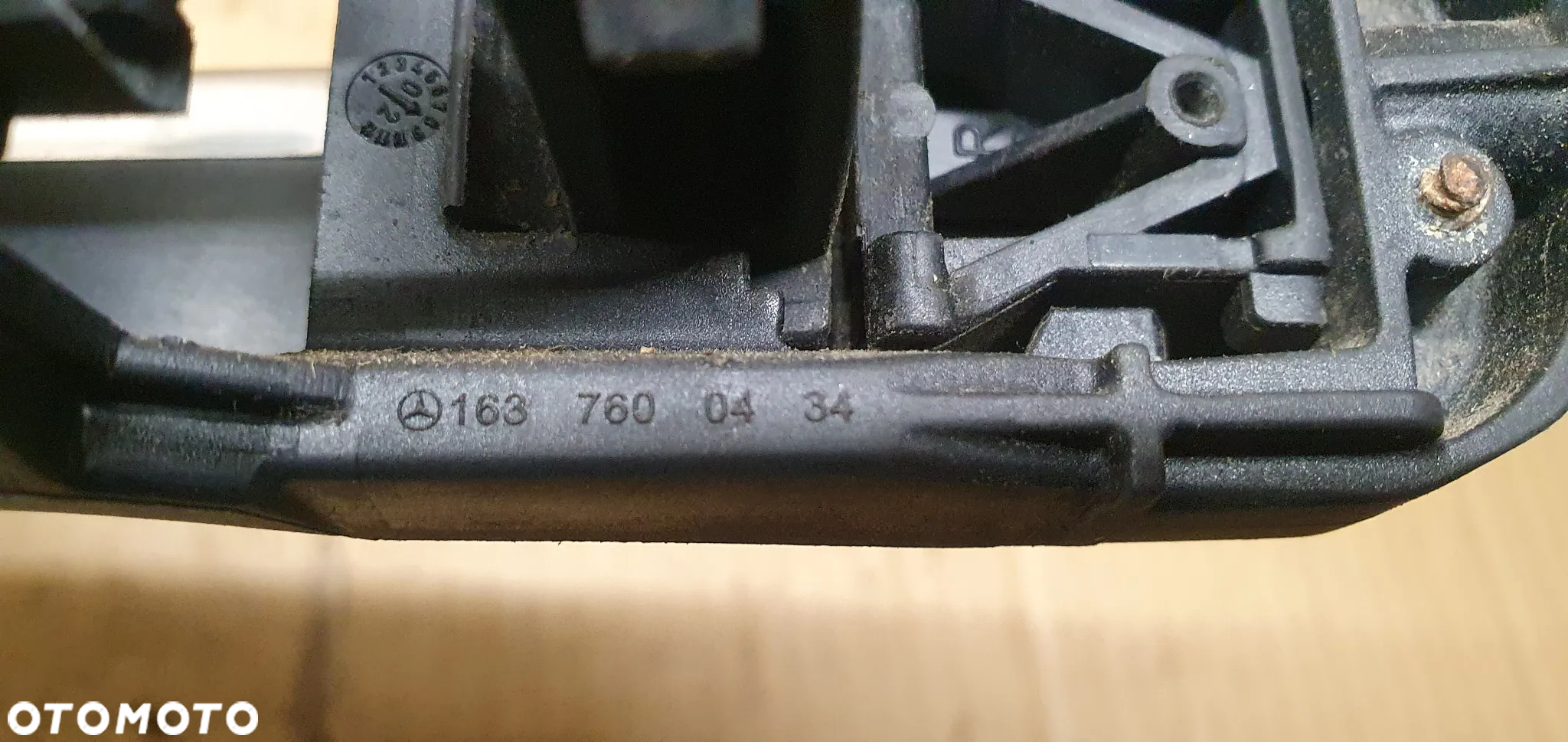Klamka prawy tył tylna prawa Mercedes ML W163 1637600434 - 5