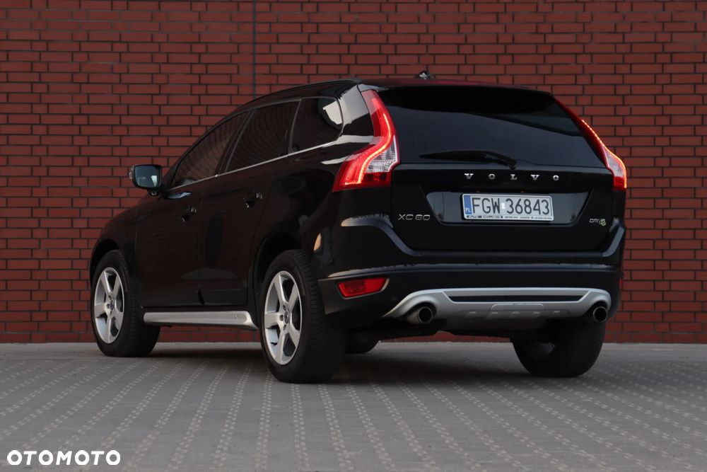 Volvo XC 60 D4 RDesign - 15