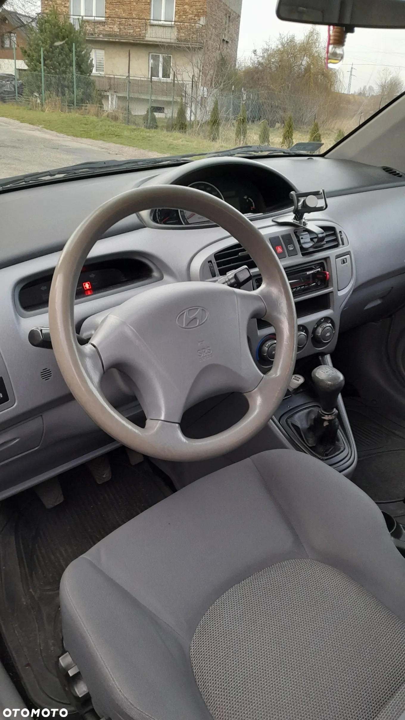 Hyundai Matrix 1.6 GLS - 4