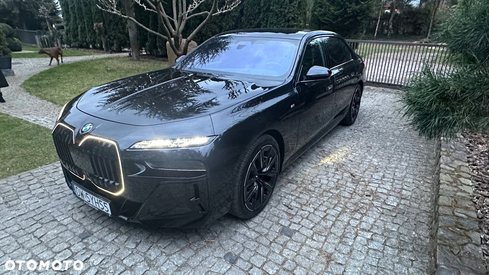 BMW Seria 7 - 24