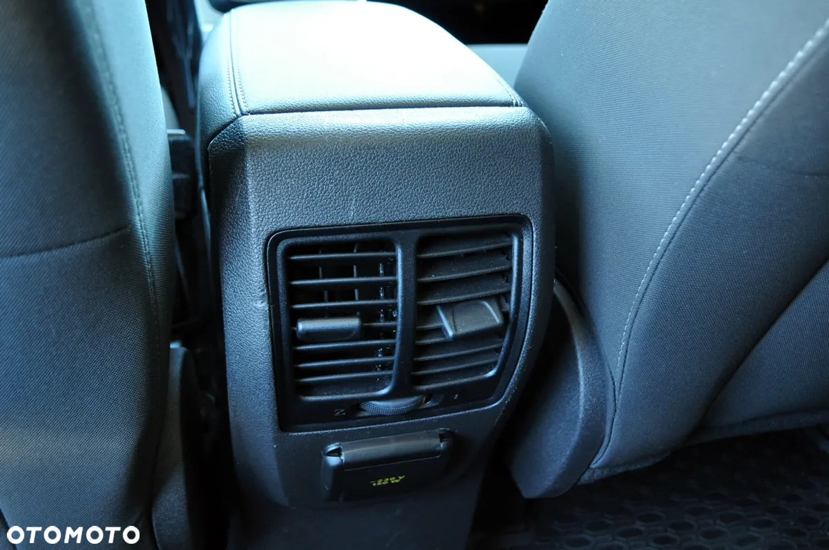 Ford Kuga 1.5 EcoBoost FWD Edition ASS GPF - 34
