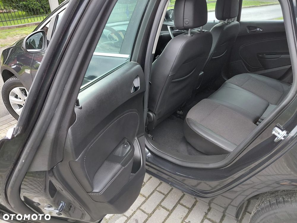 Opel Astra 1.6 Exklusiv - 33