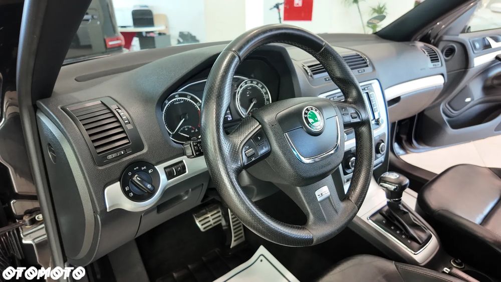 Skoda Octavia 2.0 TFSI RS DSG - 26