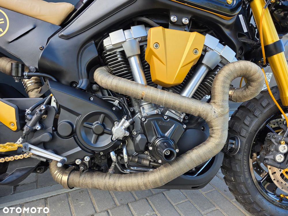 Yamaha MT - 11