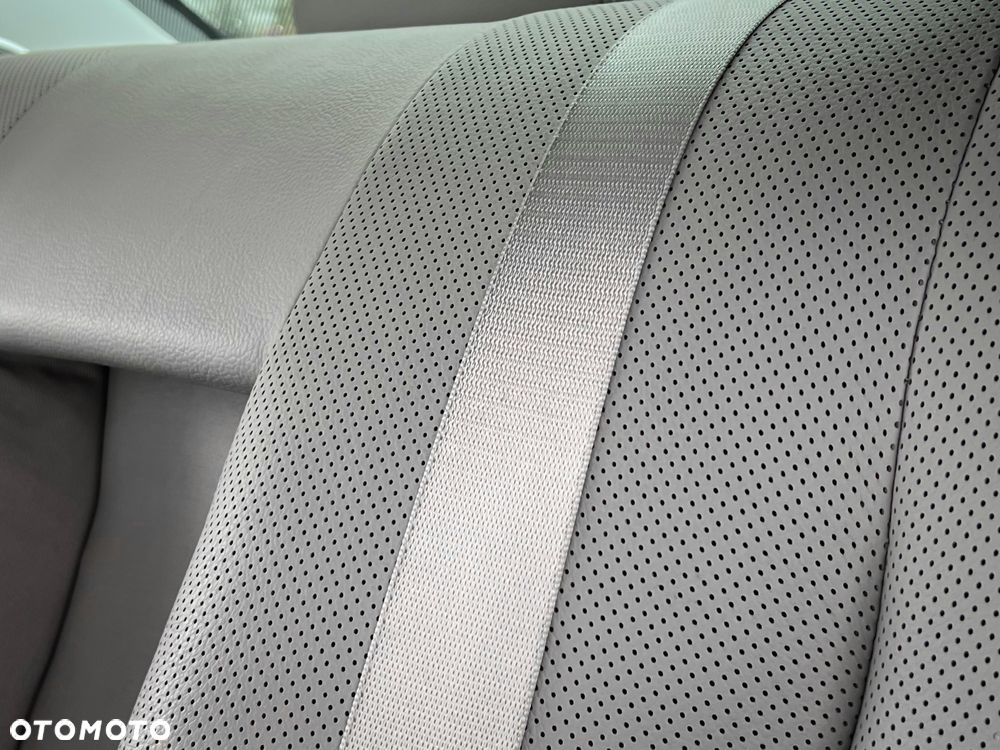 Mercedes-Benz Klasa S - 23