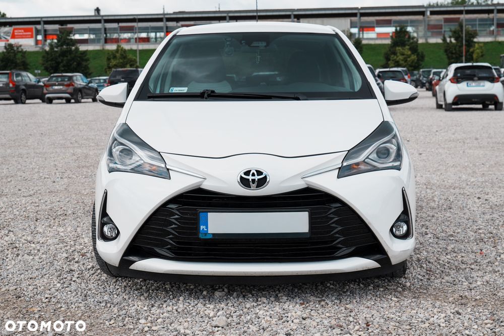 Toyota Yaris 1.5 Premium - 6