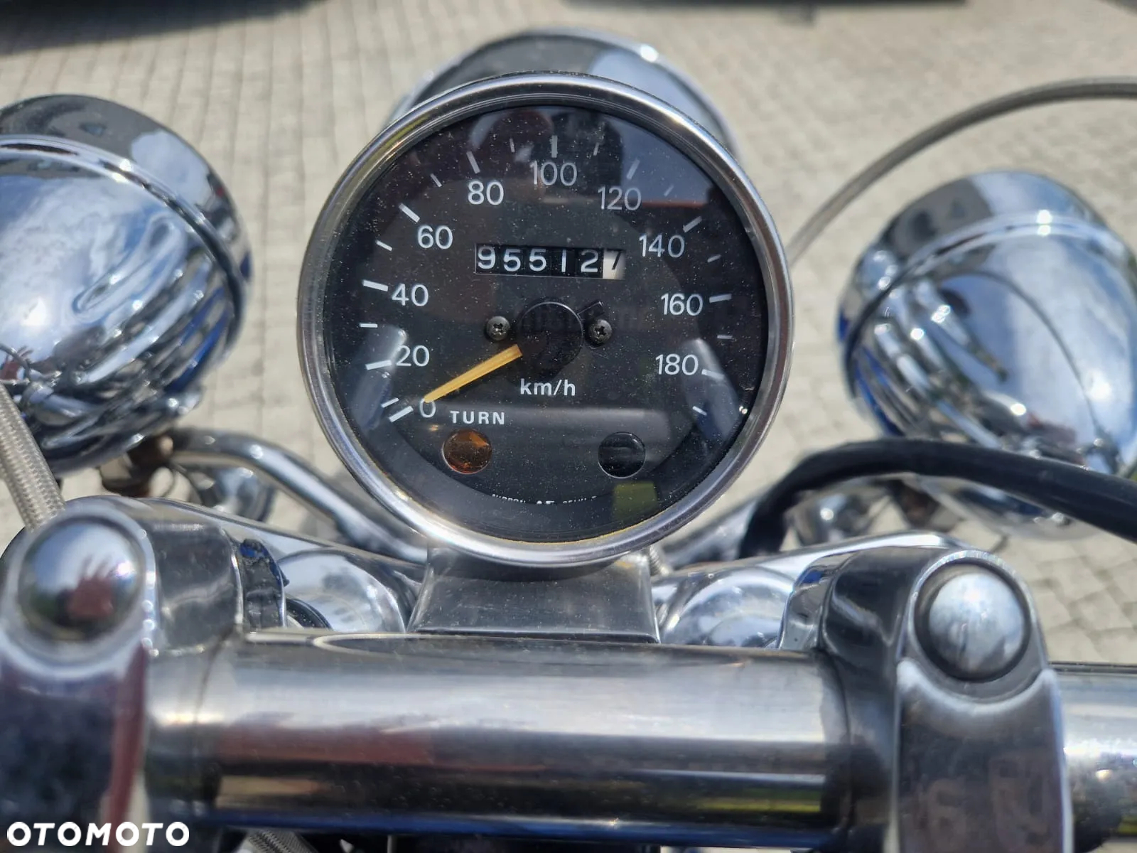 Suzuki Intruder - 3