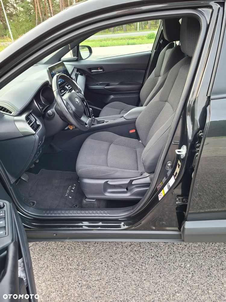 Toyota C-HR 1.2 T Premium - 17