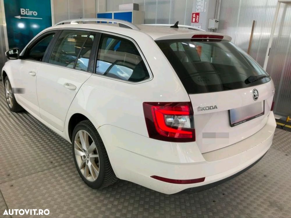 Skoda Octavia 2.0 TDI 4X4 STYLE - 8