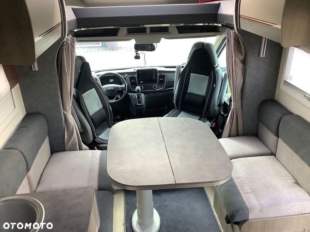 Ford Półintegra - 8