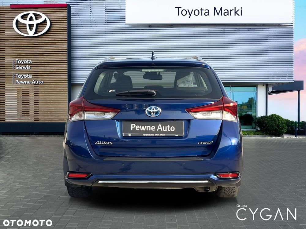 Toyota Auris Hybrid 135 Premium - 4