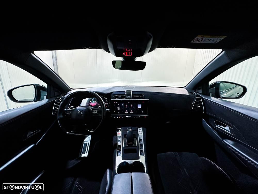 DS DS7 Crossback E-Tense Performance Line EAT8 - 11