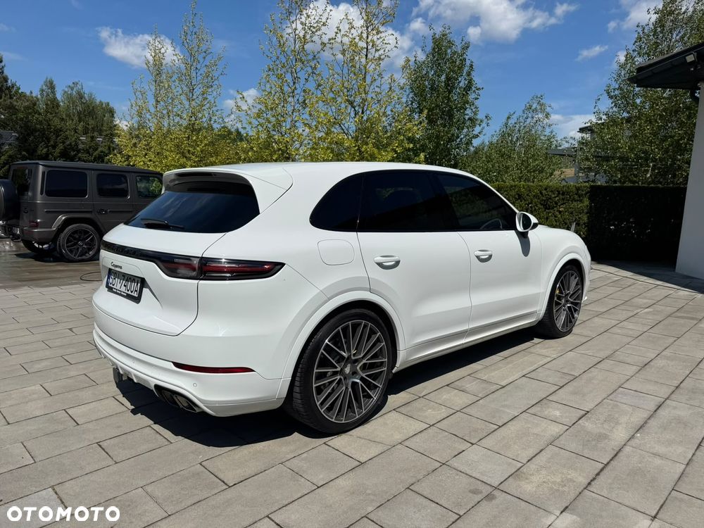 Porsche Cayenne - 3