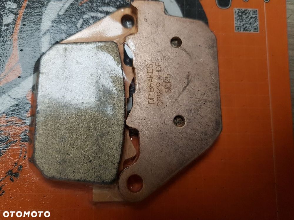 Klocki hamulcowe na tył DP949 1721-0092 Harley Davidson Sportster - 7