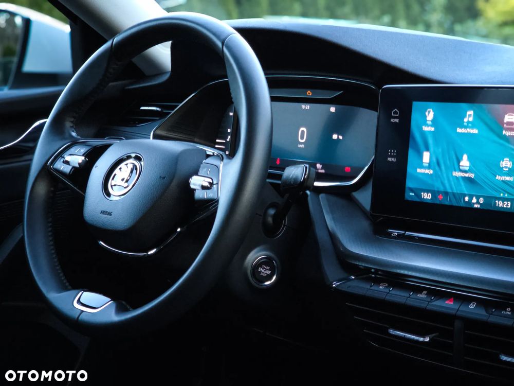 Skoda Octavia 2.0 TDI DSG Edition - 15