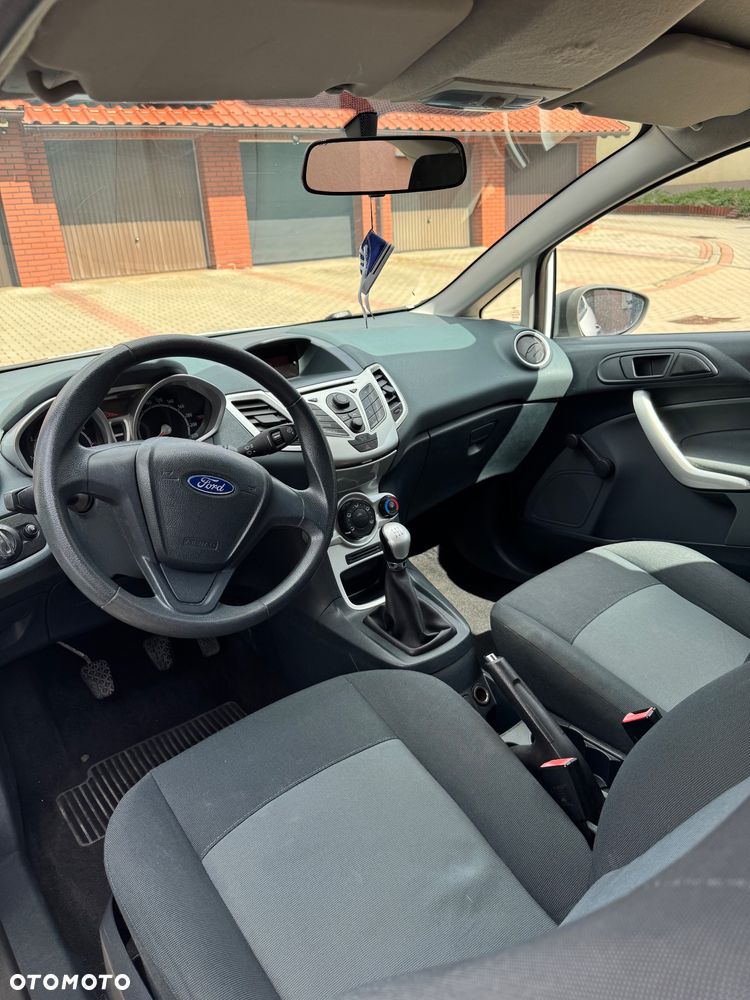 Ford Fiesta 1.25 Trend Edition - 5