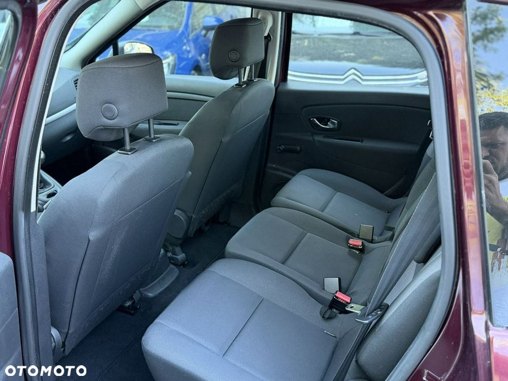 Renault Scenic - 16