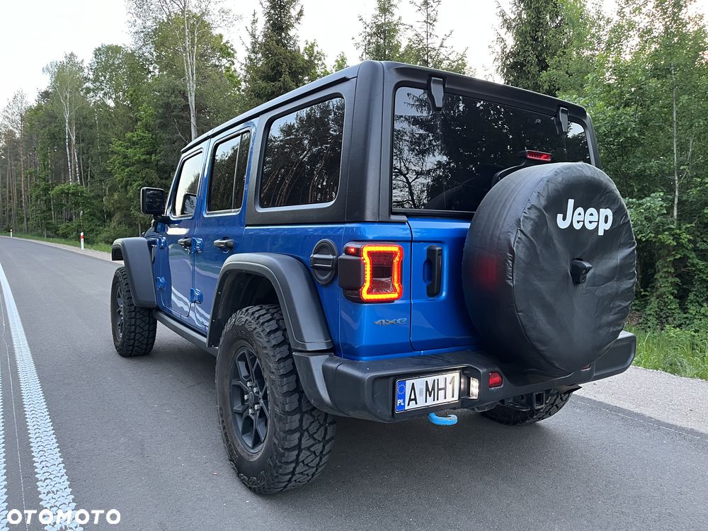 Jeep Wrangler - 12