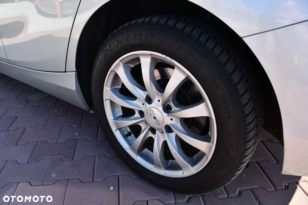 BMW Seria 1 116d - 3