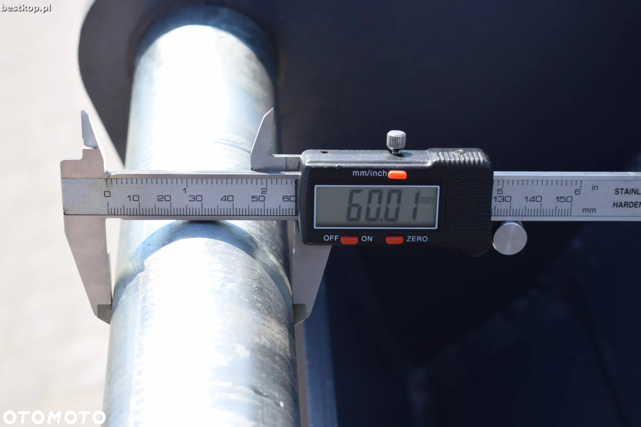 Wąska łyżka kopiąca na S60 z lemieszem | 70 cm | typu S60 | 0.4m3 | - 14