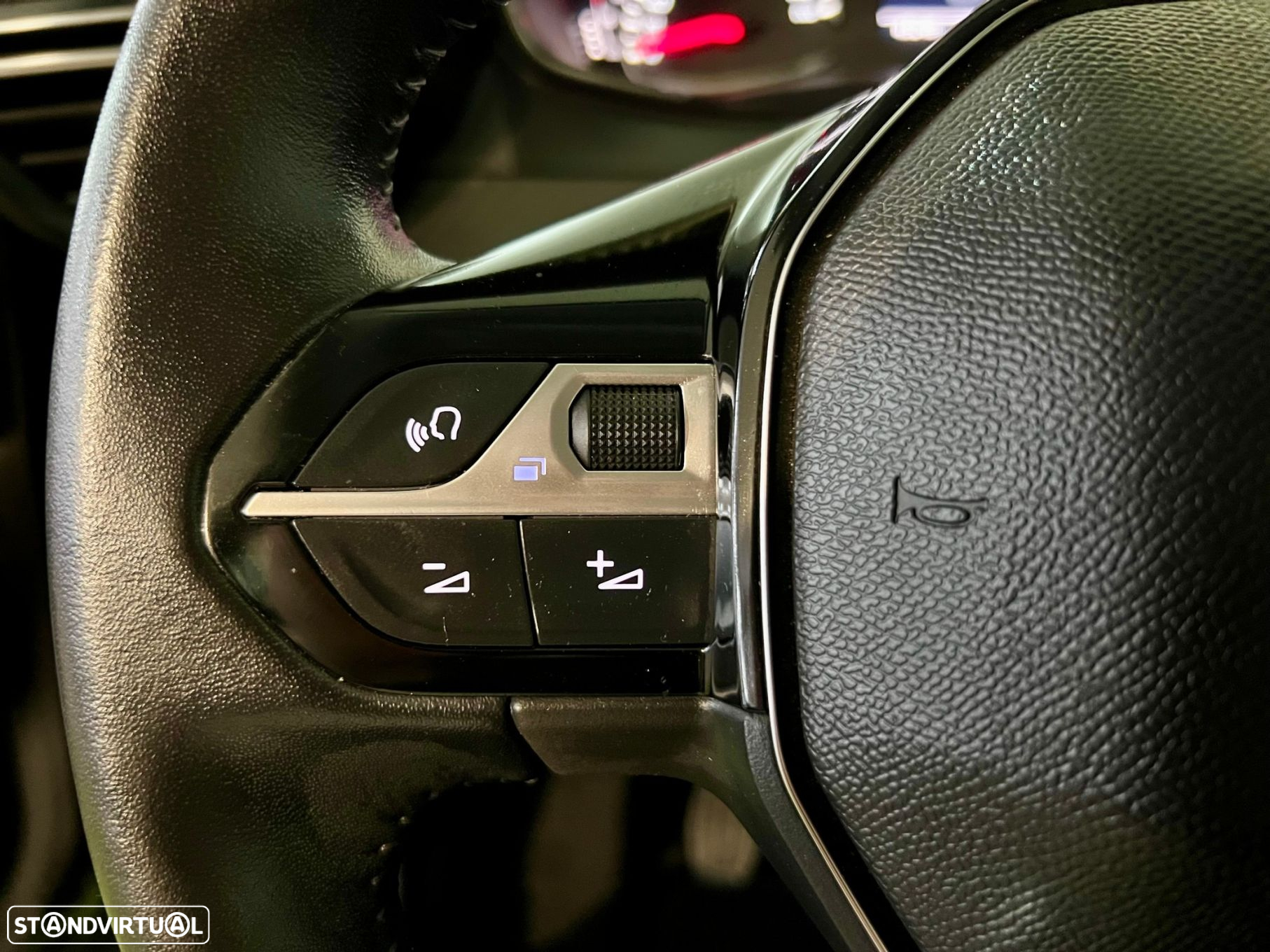 Peugeot 208 1.2 PureTech Active - 29