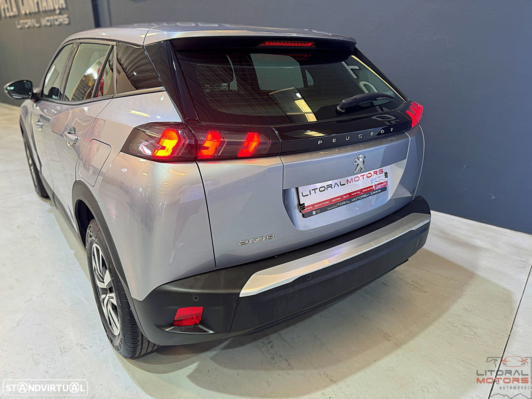 Peugeot 2008 1.2 PureTech Active Pack - 9