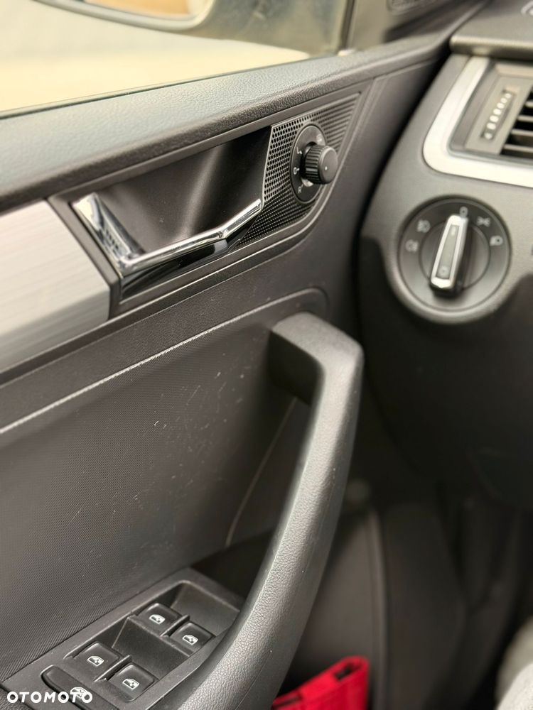 Skoda RAPID 1.0 TSI Ambition - 13