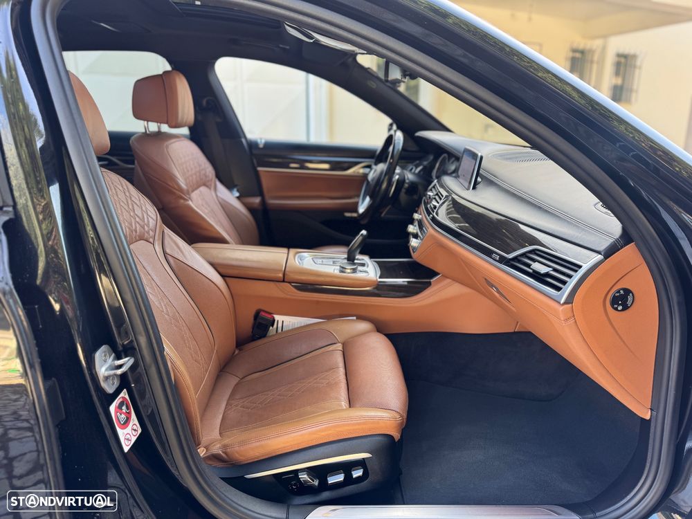BMW 740 Ld xDrive Pack M - 25