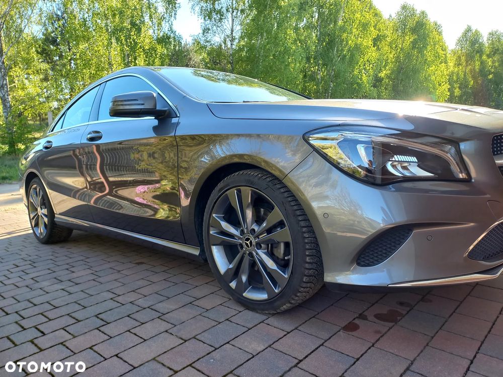 Mercedes-Benz CLA 180 d Urban - 11