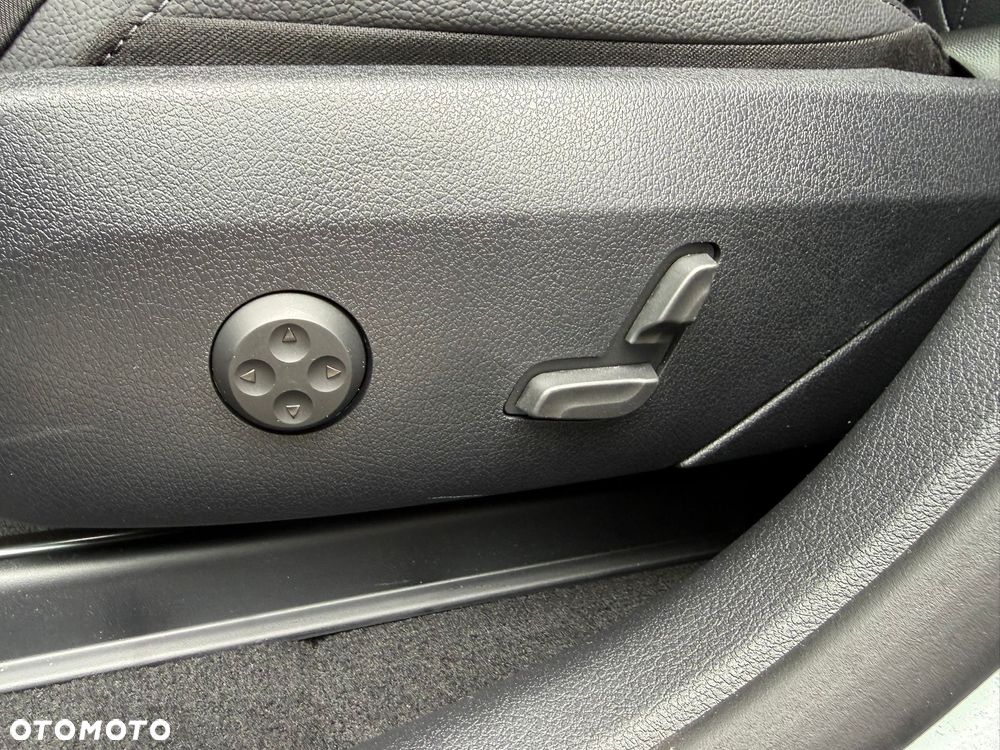 Mercedes-Benz GLC ver-200-mhev-4--matic-avantgarde - 28
