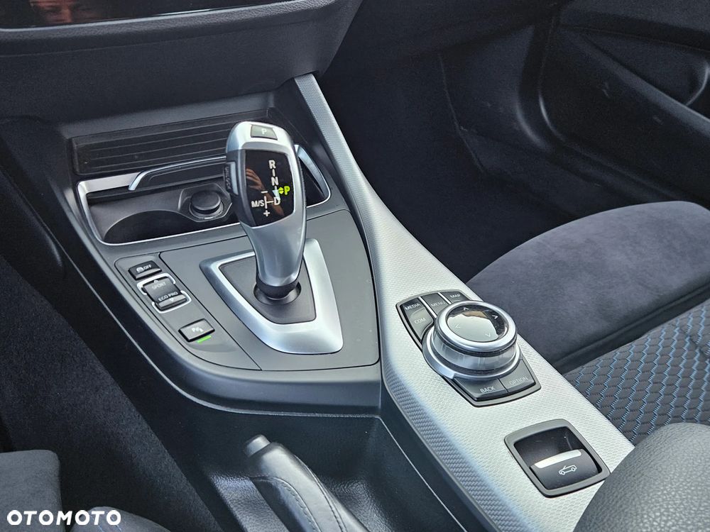 BMW Seria 2 218i GPF M Sport - 17